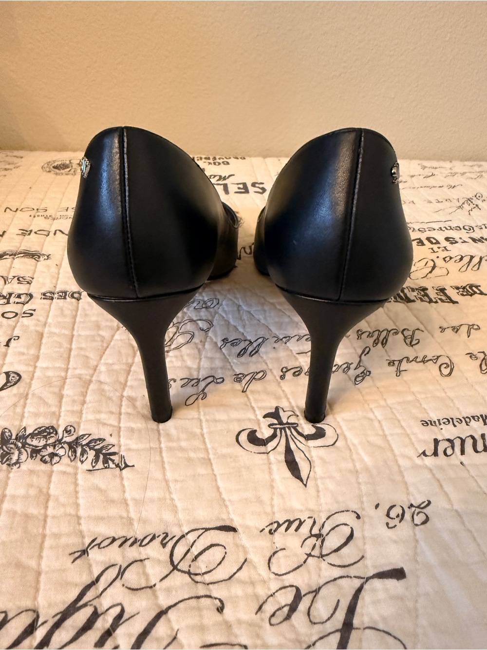 Stuart Weitzman Black Pointed Toe Leather Pumps Heels Size 8 - Picture 5 of 13